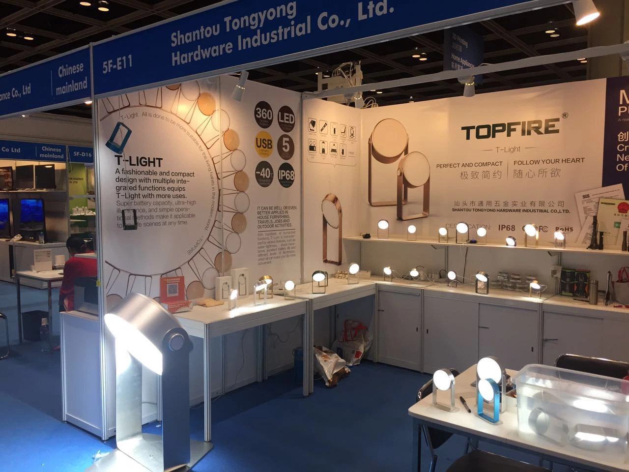 Tongyong Industries presenting customized lighting products and manufacturing capabilities at an international trade exhibition.