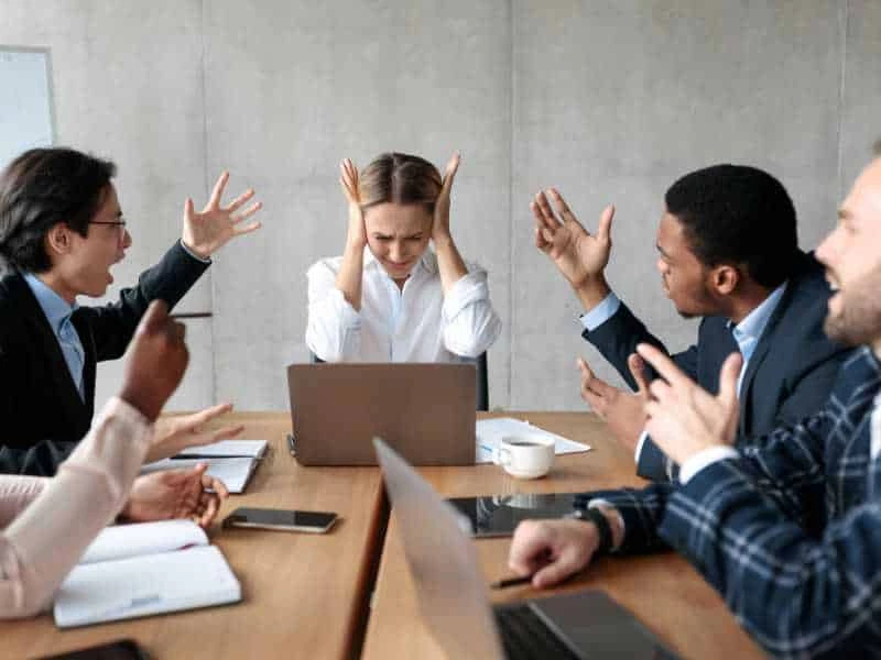 Multiple Suppliers vs. One-Stop Manufacturing: Which Is Better for Custom Products?